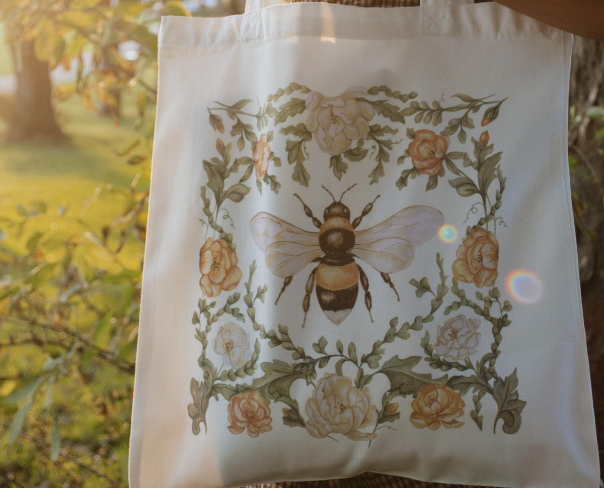 Bee Tote Bag